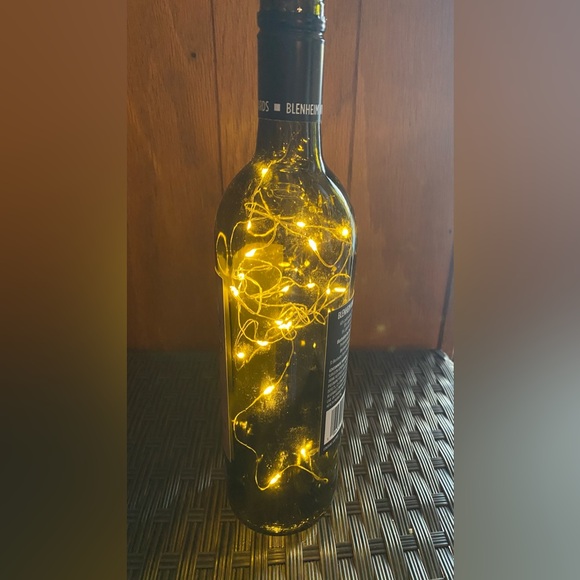 Dave MatthewsBlenheim 2 Bottles with Lights - Picture 6 of 9